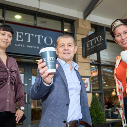 New caffé now open at Lakeside Village