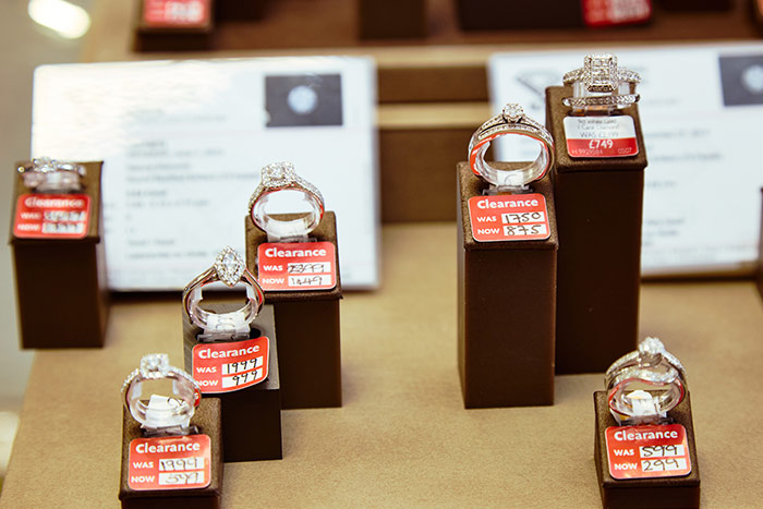 LakesideVillage ErnestJones Gallery2