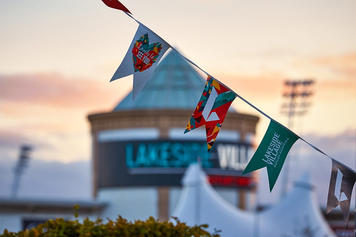 Latest <span>Offers</span>