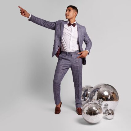 Shine this festive season in fabulous fashion from Lakeside Village